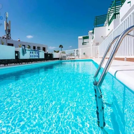 Beautiful Spacious 1-bed With Aircon Apartamento Puerto del Carmen (Lanzarote)